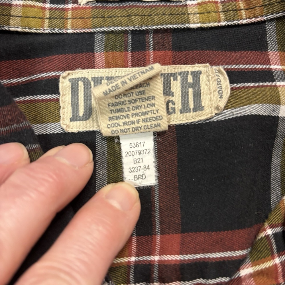 DULUTH TRADING CO Men's Sz L Black Plaid Shirt Snap Up Casual Outdoors - Picture 4 of 8